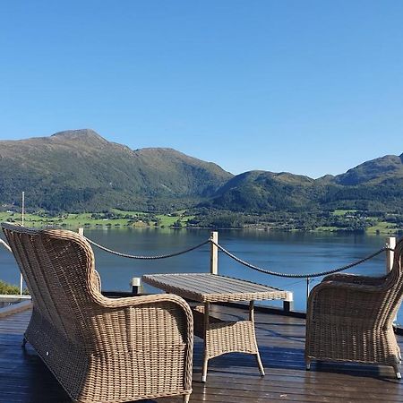 Kvernesfjorden Apartments Steinsgrenda Bagian luar foto