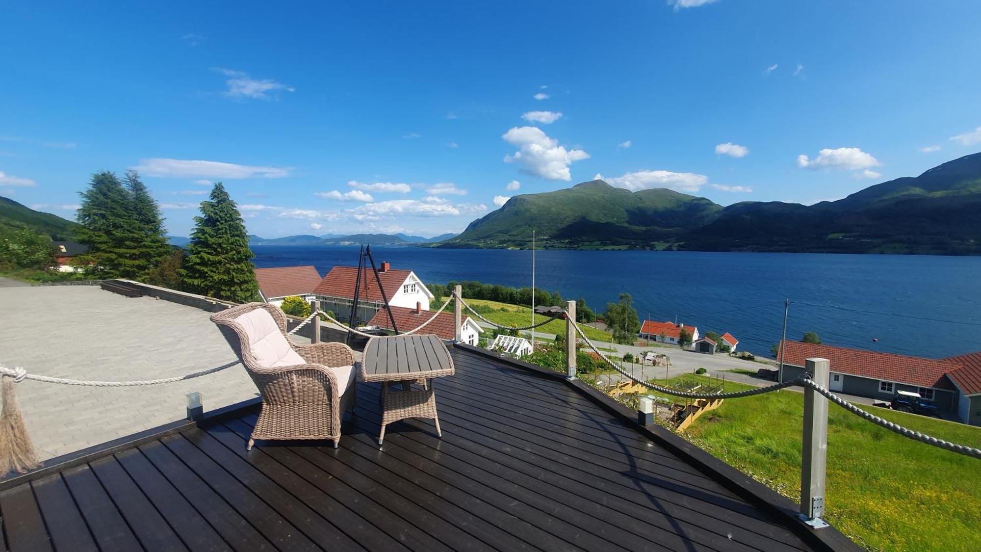 Kvernesfjorden Apartments Steinsgrenda Bagian luar foto